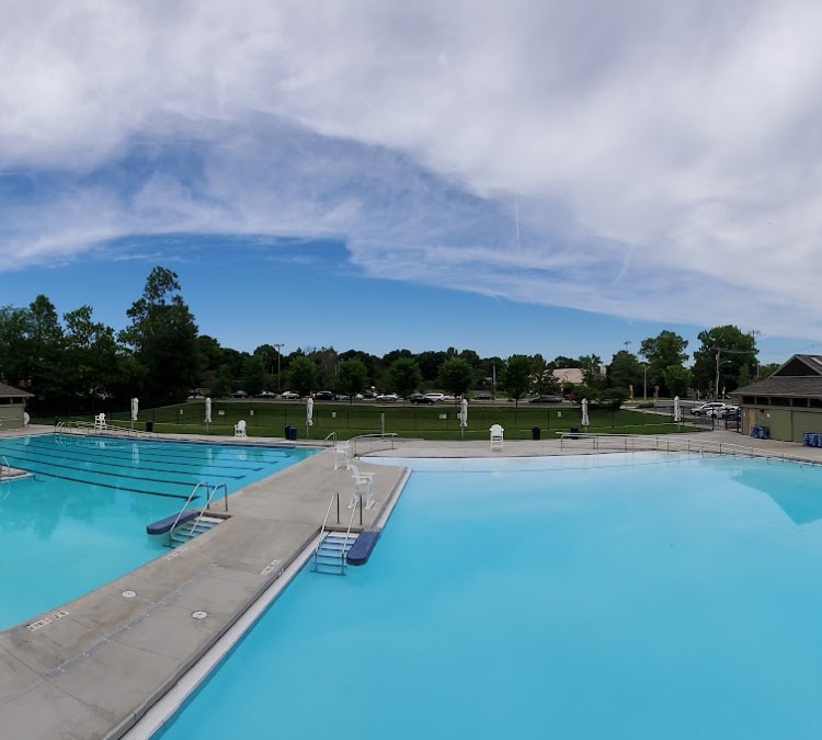 Underwood Pool (Belmont,&nbspMA)